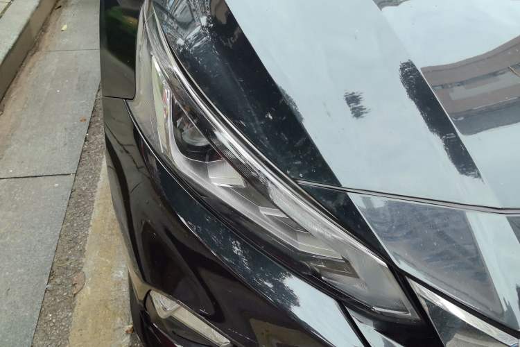 Used Nissan Teana 2020 2.0L XL Comfort Edition Right Front Headlight