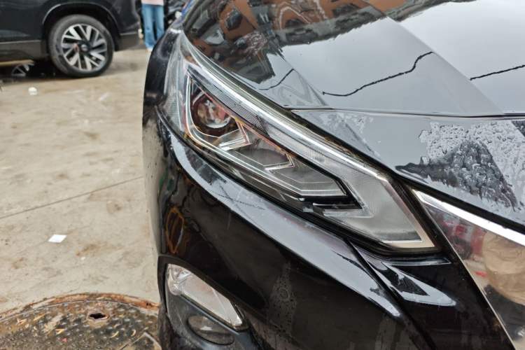Used Nissan Teana 2020 2.0T XL Upper AD1 Smart Navigation Edition Right Front Headlight