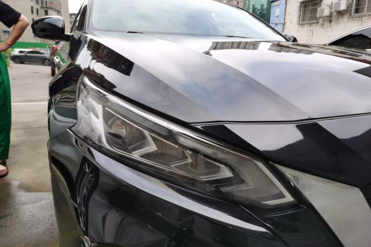 Used Nissan Teana 2020 2.0L XL Comfort Edition Right Front Headlight