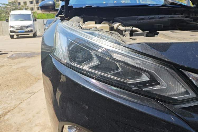 Used Nissan Teana 2020 2.0L XL Comfort Edition Right Front Headlight