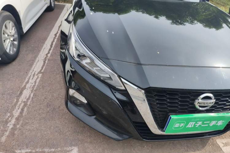 Used Nissan Teana 2020 2.0L XL Comfort Edition Right Front Headlight