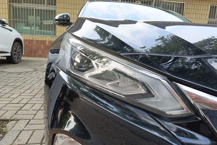 Used Nissan Teana 2020 2.0L XL Comfort Edition Right Front Headlight