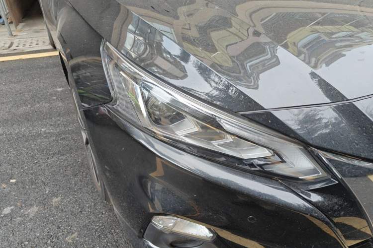 Used Nissan Teana 2020 2.0T XL Upper AD1 Smart Navigation Edition Right Front Headlight