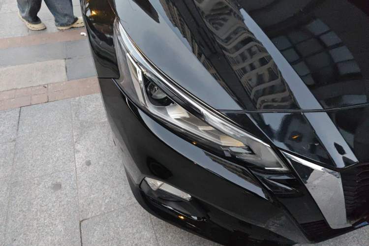 Used Nissan Teana 2020 2.0L XL Comfort Edition Right Front Headlight