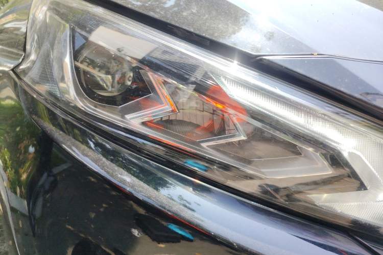 Used Nissan Teana 2020 2.0L XL Comfort Edition Right Front Headlight