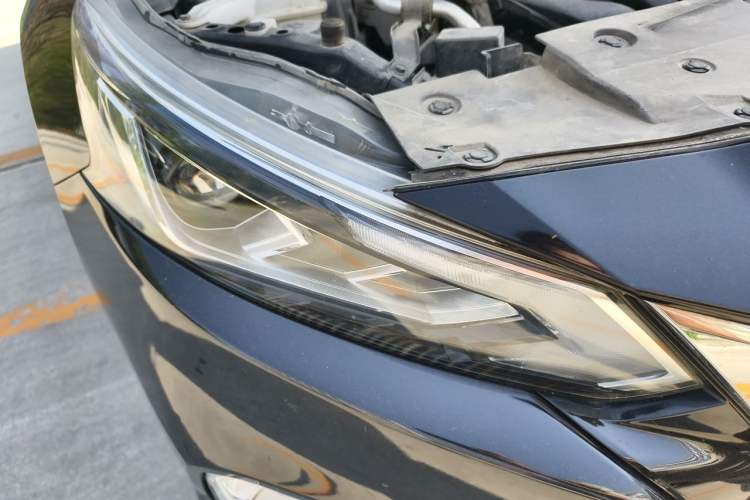 Used Nissan Teana 2020 2.0L XL Upper SmartDrive Version Right Front Headlight