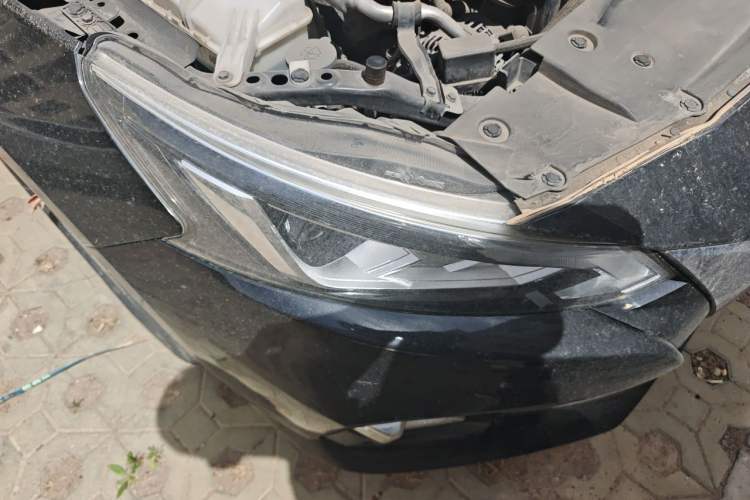Used Nissan Teana 2020 2.0L XL Comfort Edition Right Front Headlight