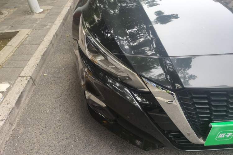 Used Nissan Teana 2020 Revised Version 2.0L XE Fashion Edition Right Front Headlight