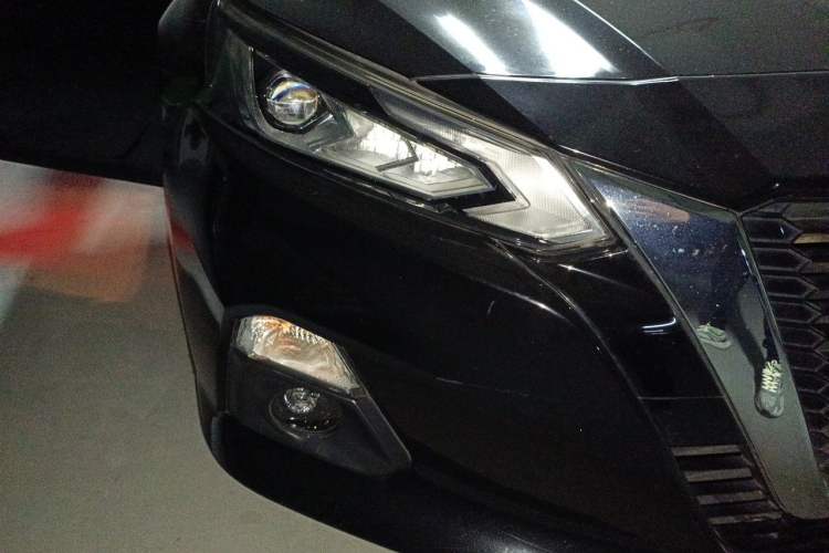 Used Nissan Teana 2020 Revised Version 2.0L XL Upper Smart Drive Edition Right Front Headlight