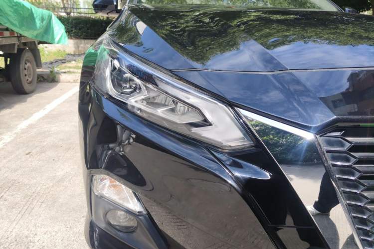 Used Nissan Teana 2020 Revised Version 2.0L XL Upper Smart Drive Edition Right Front Headlight