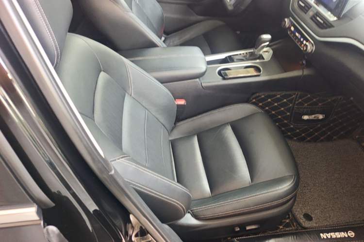 Used Nissan Teana 2020 2.0L XL Comfort Edition Right Front Seat