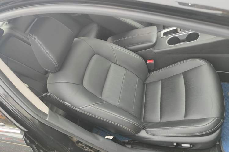 Used Nissan Teana 2020 2.0L XL Comfort Edition Right Front Seat