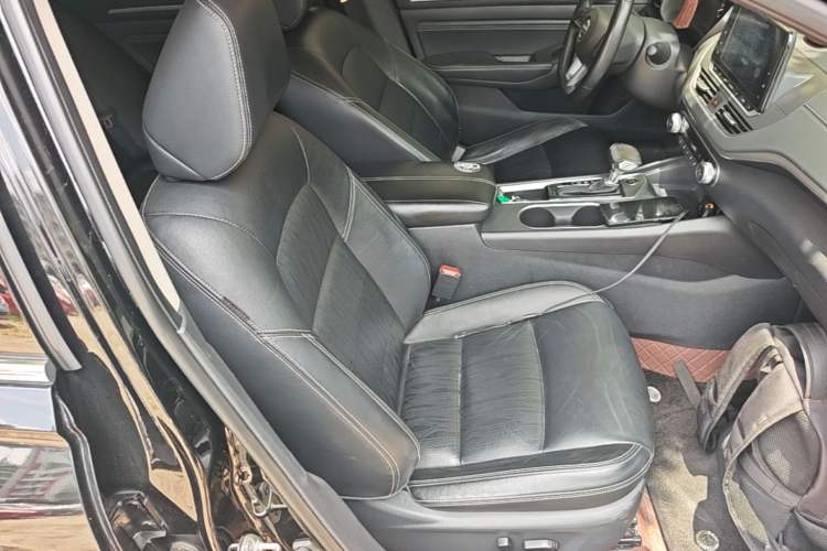 Used Nissan Teana 2020 2.0L XL Comfort Edition Right Front Seat