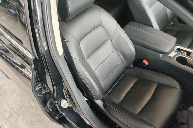 Used Nissan Teana 2020 2.0L XL Comfort Edition Right Front Seat