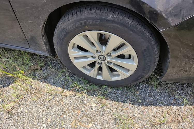 Used Nissan Teana 2020 Revised Version 2.0L XE Fashion Edition Right Front Wheel Hub
