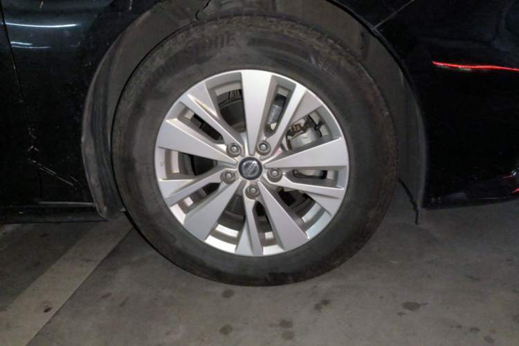 Used Nissan Teana 2020 2.0L XL Comfort Edition Right Front Wheel Hub
