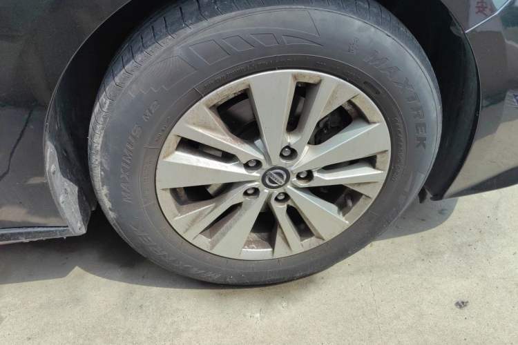 Used Nissan Teana 2020 2.0L XL Comfort Edition Right Front Wheel Hub