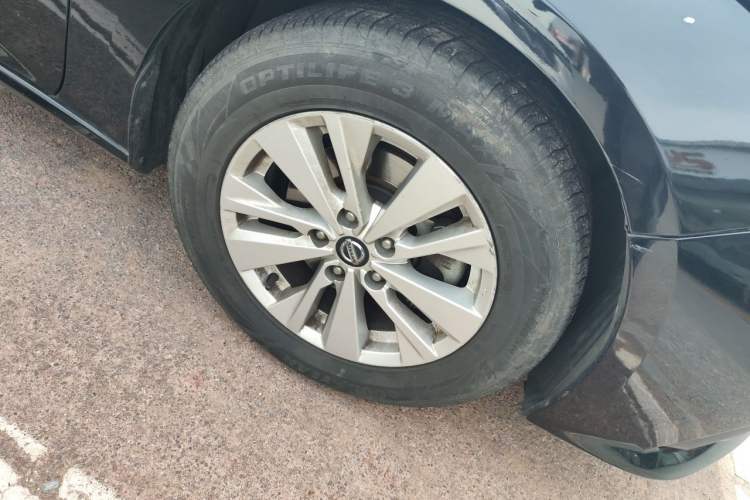 Used Nissan Teana 2020 2.0L XL Comfort Edition Right Front Wheel Hub
