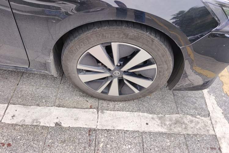 Used Nissan Teana 2020 Revised Version 2.0L XL Comfort Edition Right Front Wheel Hub