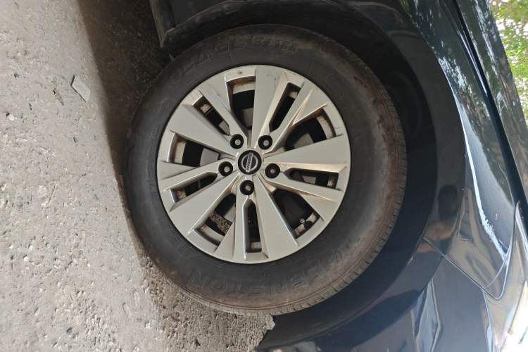 Used Nissan Teana 2020 2.0L XL Comfort Edition Right Front Wheel Hub