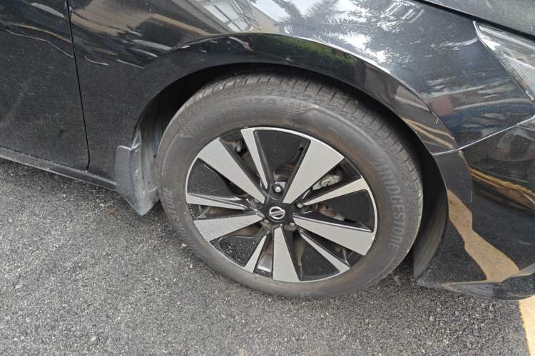 Used Nissan Teana 2020 2.0T XL Upper AD1 Smart Navigation Edition Right Front Wheel Hub