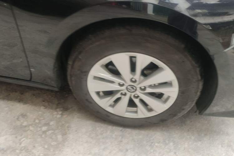 Used Nissan Teana 2020 2.0L XL Comfort Edition Right Front Wheel Hub