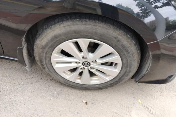 Used Nissan Teana 2020 2.0L XL Comfort Edition Right Front Wheel Hub