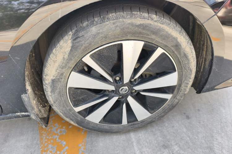 Used Nissan Teana 2020 2.0L XL Upper SmartDrive Version Right Front Wheel Hub