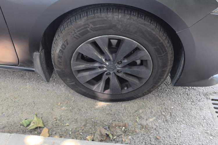 Used Nissan Teana 2020 2.0L XL Comfort Edition Right Front Wheel Hub