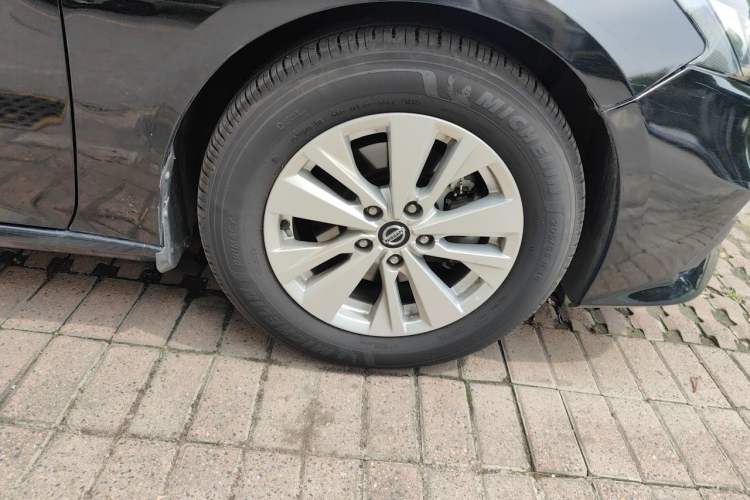 Used Nissan Teana 2020 2.0L XL Comfort Edition Right Front Wheel Hub