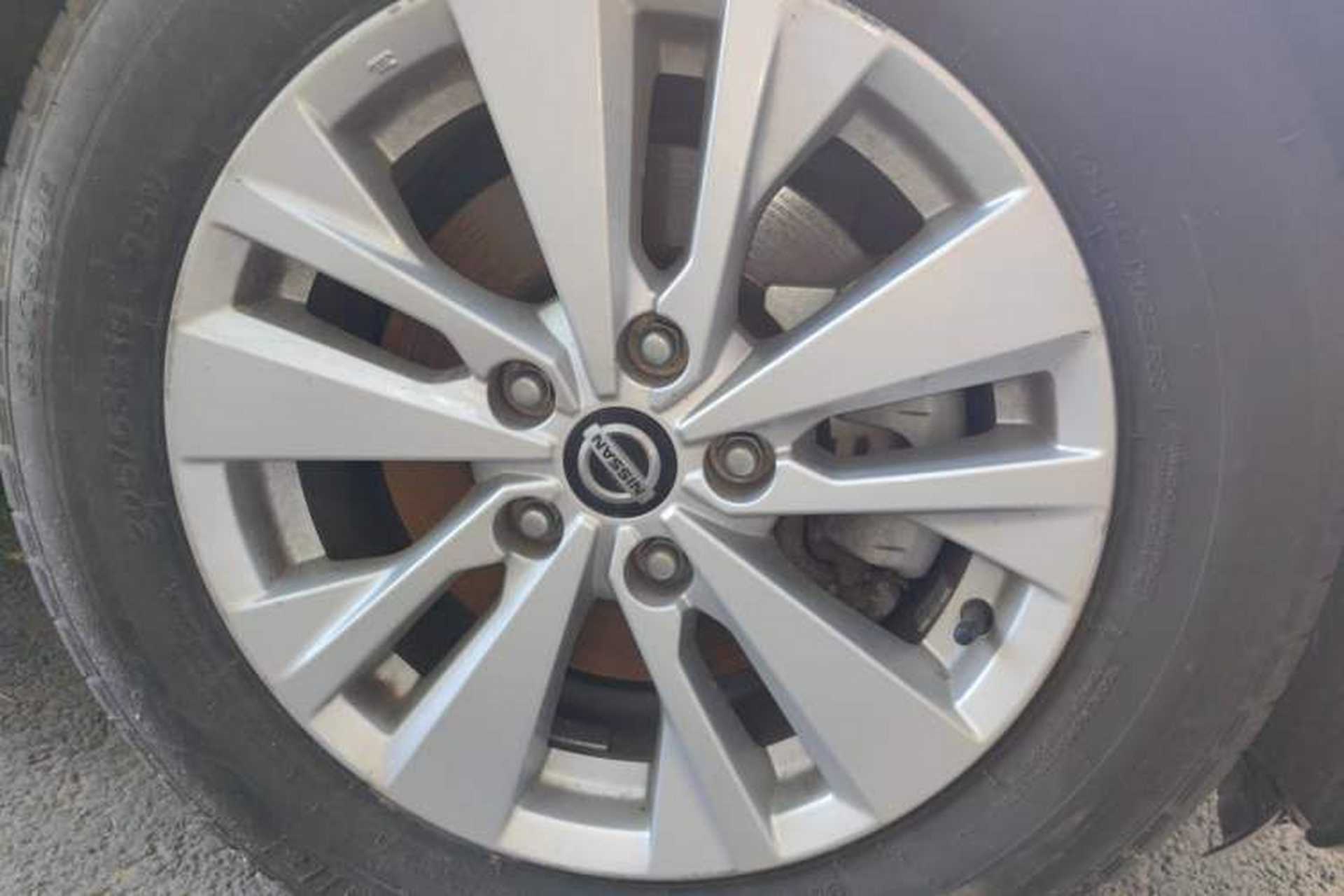 Used Nissan Teana 2020 2.0L XL Comfort Edition Right Front Wheel Hub