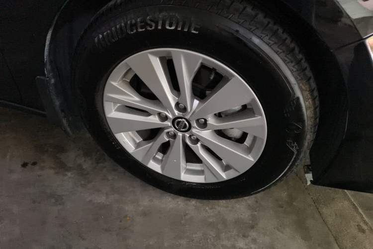 Used Nissan Teana 2020 2.0L XL Comfort Edition Right Front Wheel Hub