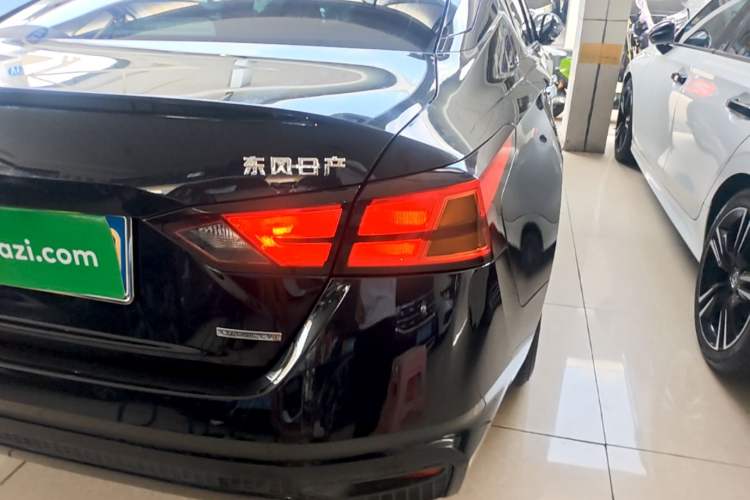 Used Nissan Teana 2020 2.0L XL Comfort Edition Right Rear Taillight