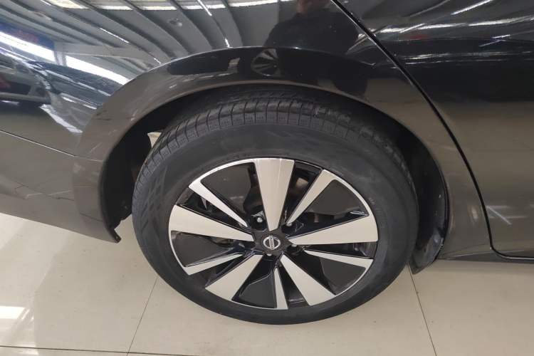 Used Nissan Teana 2020 Revised Version 2.0L XL Upper Smart Drive Edition Right Rear Wheel Hub