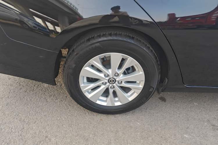 Used Nissan Teana 2020 2.0L XL Comfort Edition Right Rear Wheel Hub