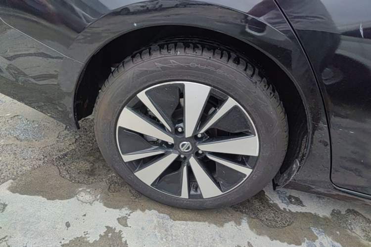 Used Nissan Teana 2020 Revised Version 2.0L XL Upper Smart Drive Edition Right Rear Wheel Hub