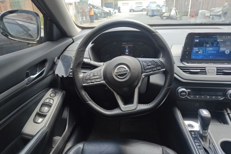 Used Nissan Teana 2020 2.0L XL Comfort Edition Steering Wheel