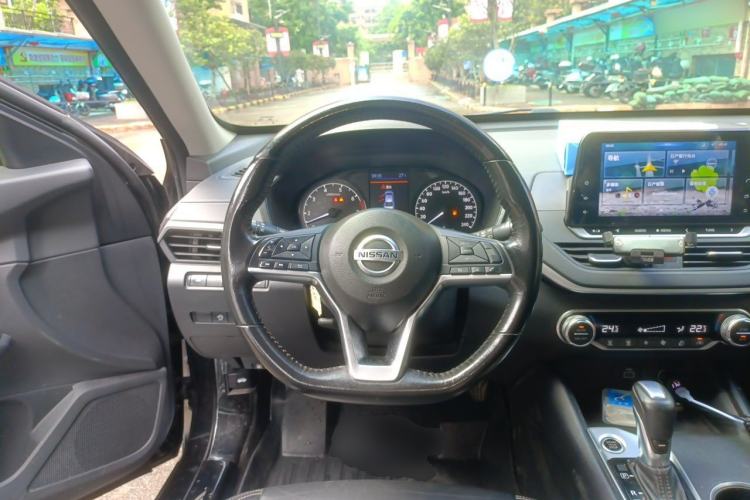 Used Nissan Teana 2020 2.0L XL Comfort Edition Steering Wheel