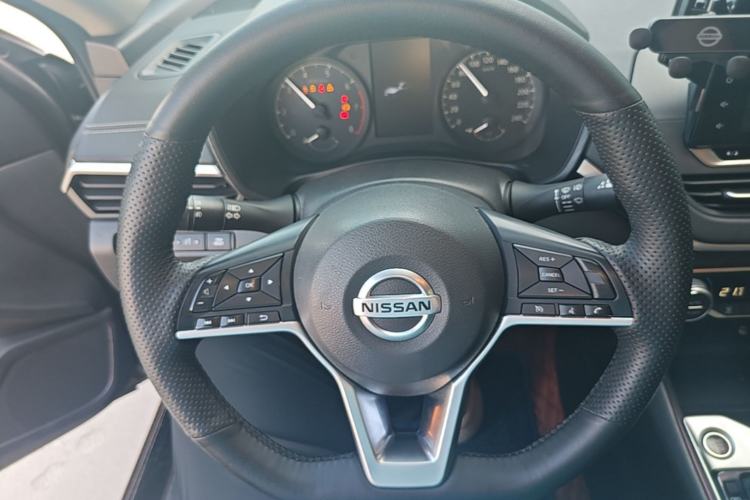 Used Nissan Teana 2020 2.0L XL Comfort Edition Steering Wheel