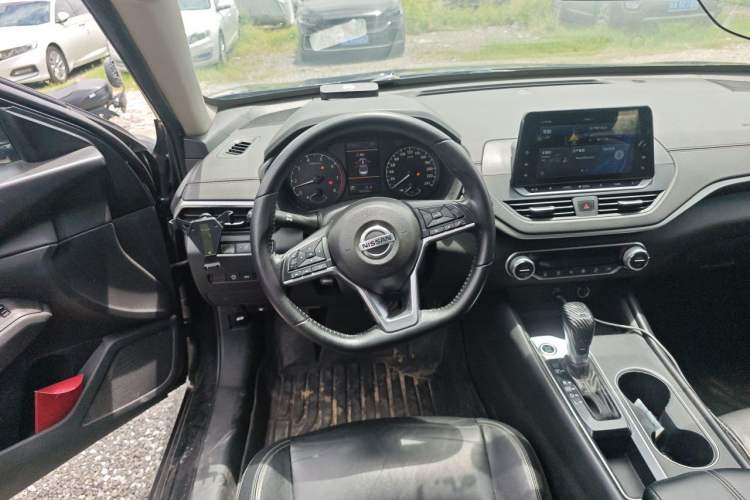 Used Nissan Teana 2020 Revised Version 2.0L XL Comfort Edition Steering Wheel