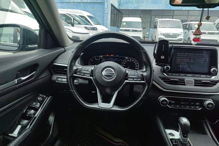 Used Nissan Teana 2020 Revised Version 2.0L XL Upper Smart Drive Edition Steering Wheel