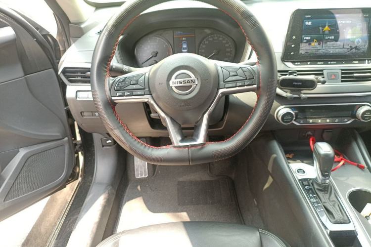 Used Nissan Teana 2020 2.0L XL Comfort Edition Steering Wheel