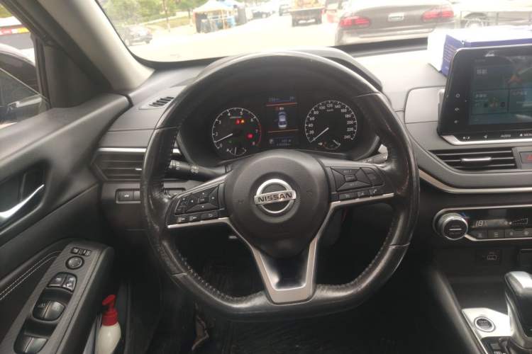 Used Nissan Teana 2020 2.0L XL Comfort Edition Steering Wheel