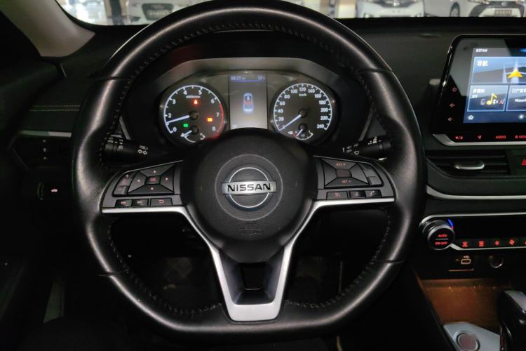 Used Nissan Teana 2020 2.0L XL Comfort Edition Steering Wheel