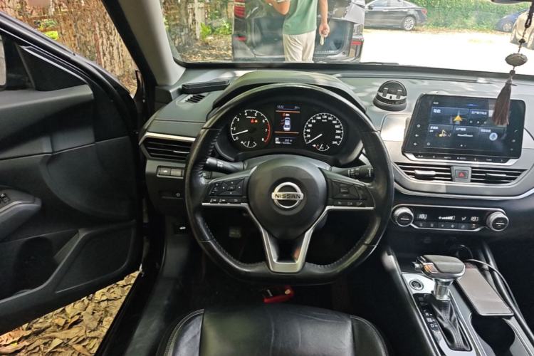 Used Nissan Teana 2020 2.0L XL Comfort Edition Steering Wheel