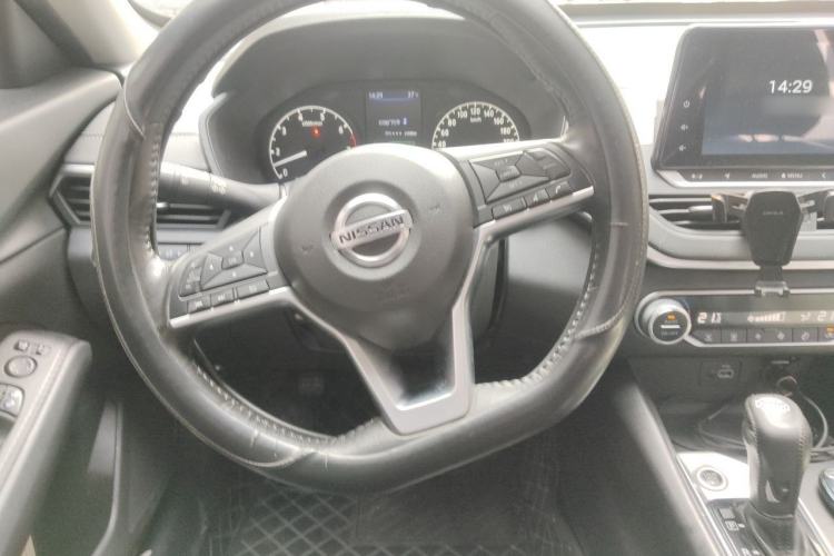 Used Nissan Teana 2020 2.0L XL Comfort Edition Steering Wheel