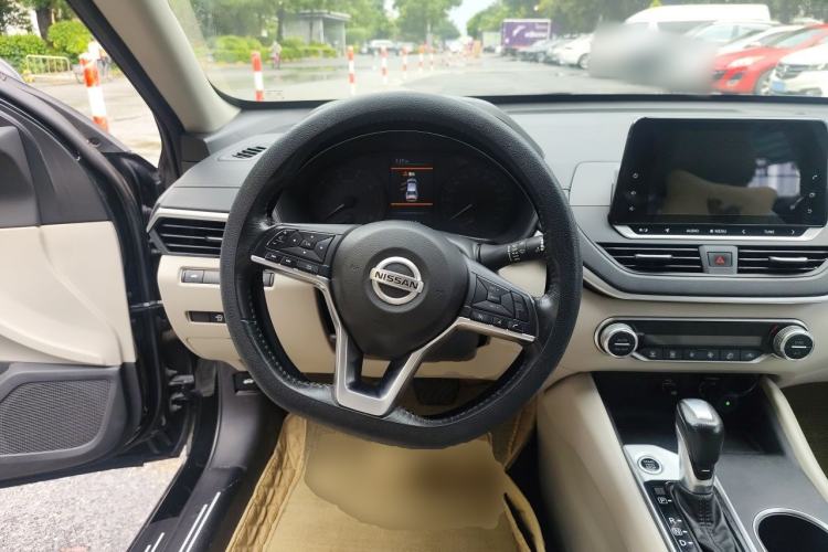Used Nissan Teana 2020 2.0L XL Comfort Edition Steering Wheel