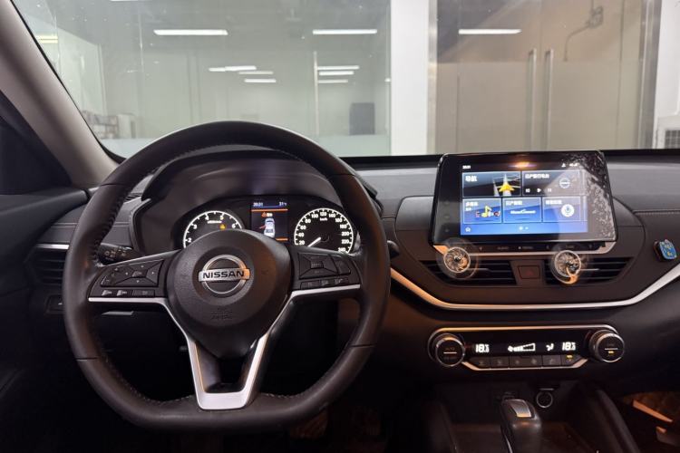 Used Nissan Teana 2020 2.0L XL Comfort Edition Steering Wheel