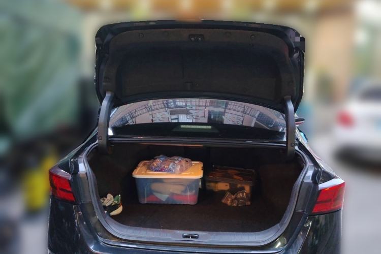 Used Nissan Teana 2020 2.0L XE Fashion Edition Trunk