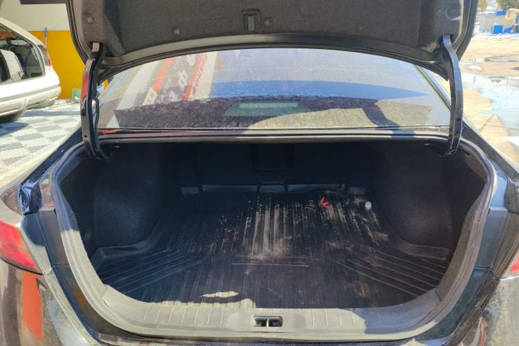 Used Nissan Teana 2020 2.0L XL Comfort Edition Trunk